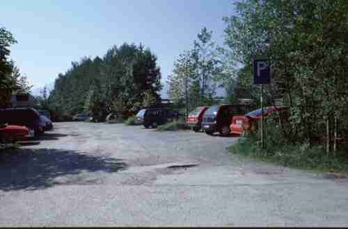 Pendlerparkplatz an der Autobahn